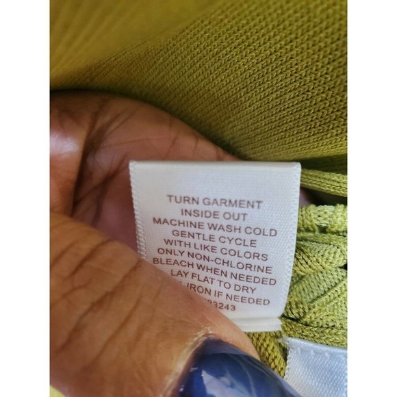 Eva Mendes 2 Piece Top (XS) & Skirt (SMALL) - Picture 10 of 12